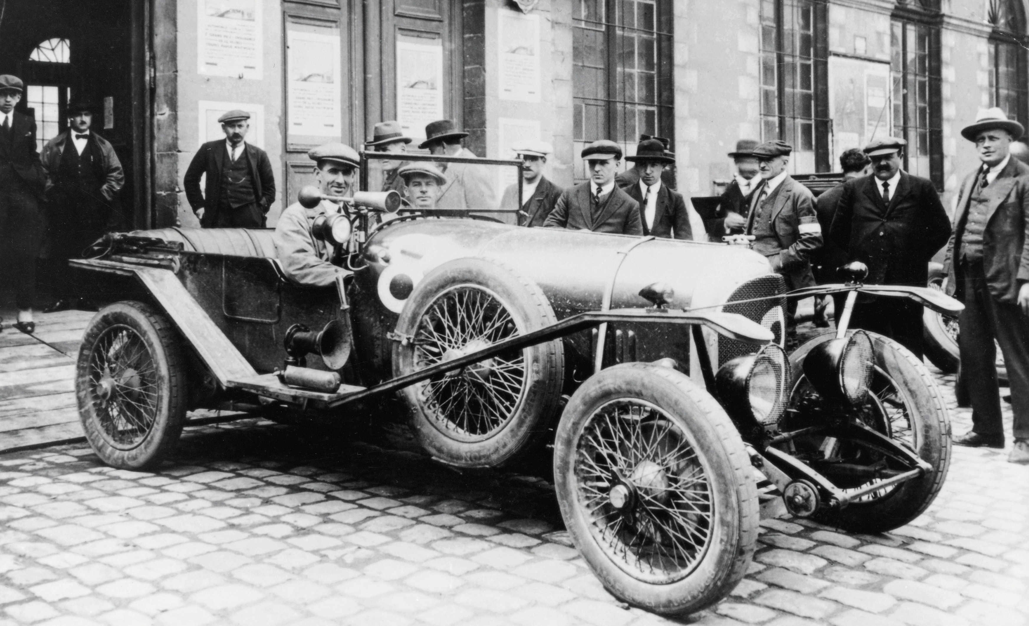 Первая машина механика. Bentley 1919. Audi Type a 1910. Аугуст Хорьх. Август Хорьх Ауди.