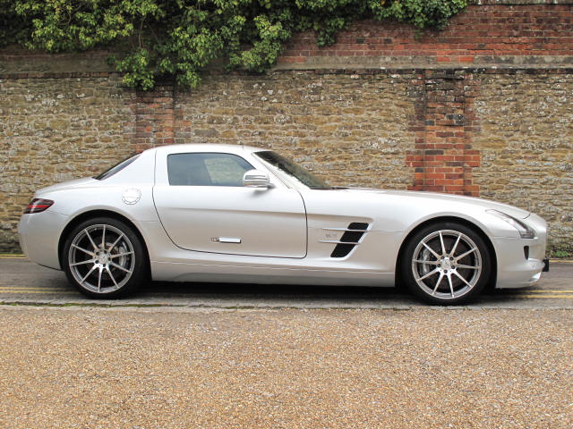 Mercedes SLS – An affordable future classic?