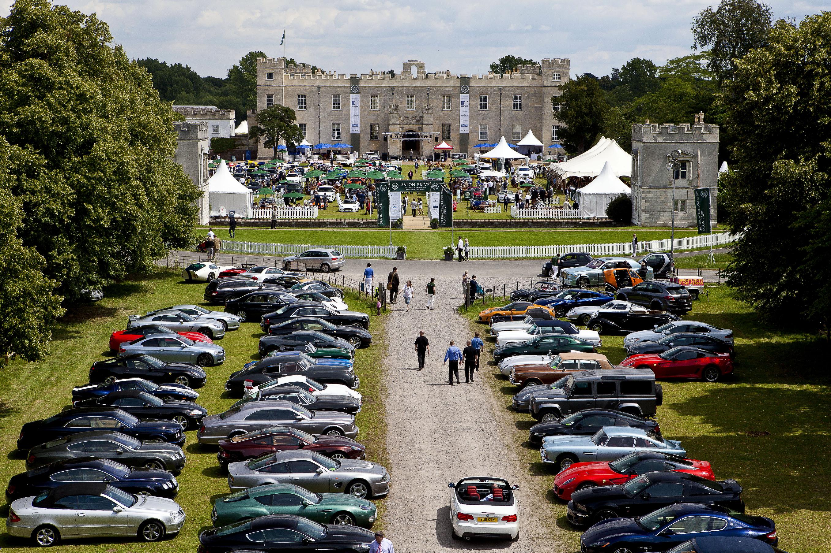 Ten of the best at the SALON PRIVÉ Sale