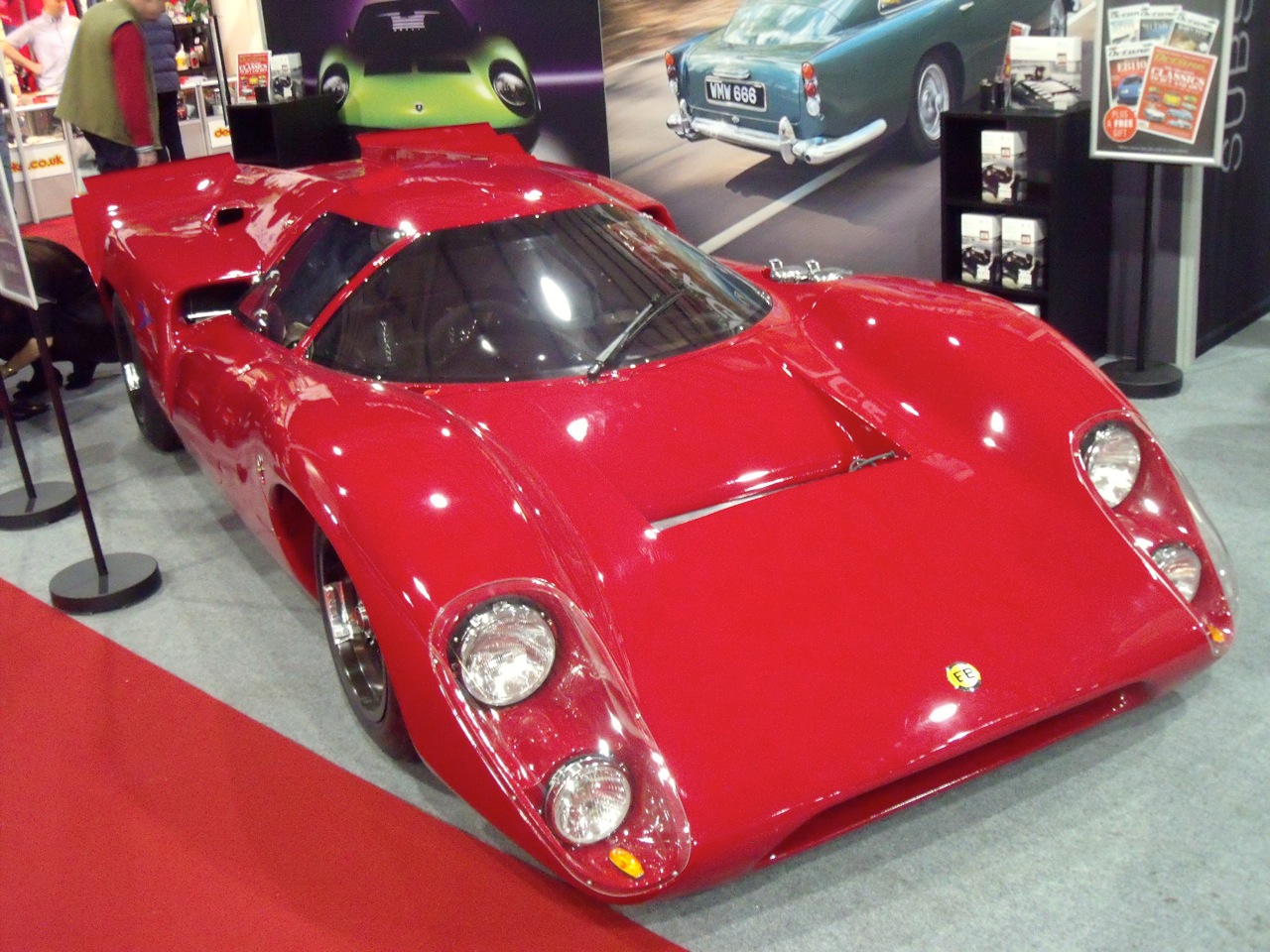 Big bangers back in business