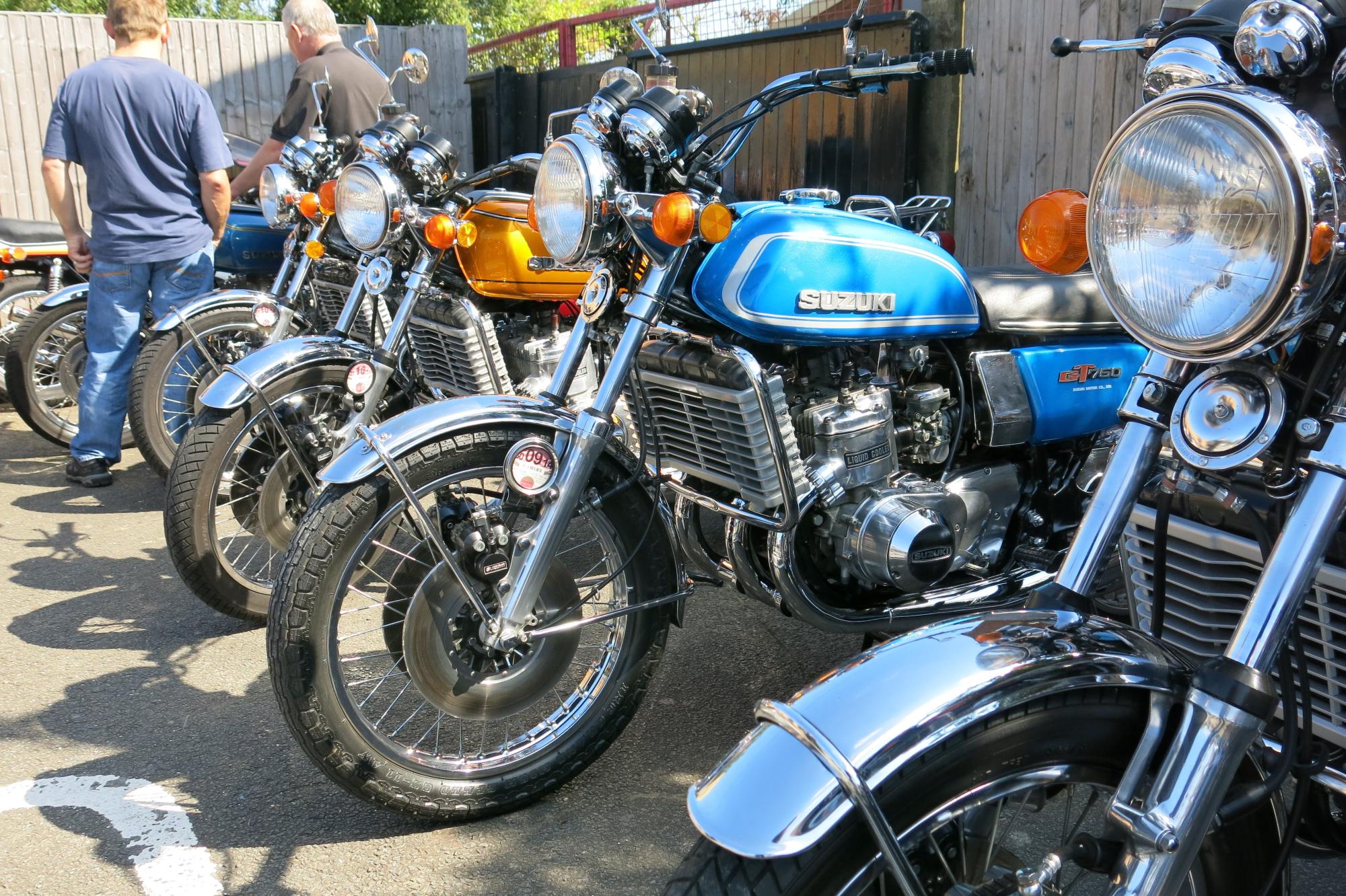 Classic Suzuki Sunday this weekend at Towcester