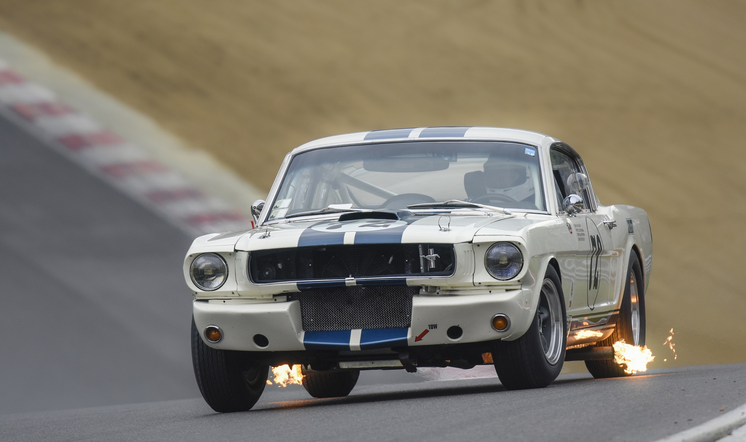 GALLERY : AMOC Racing at Brands Hatch