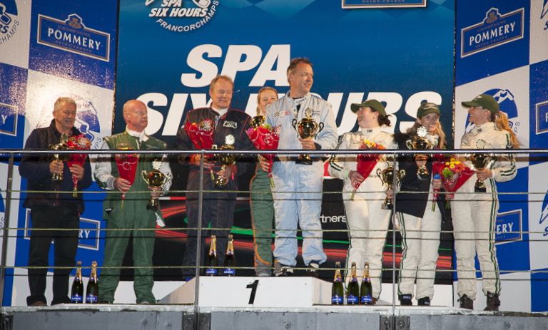 Spa Six hours – Podium finish for ’54 Healey 100