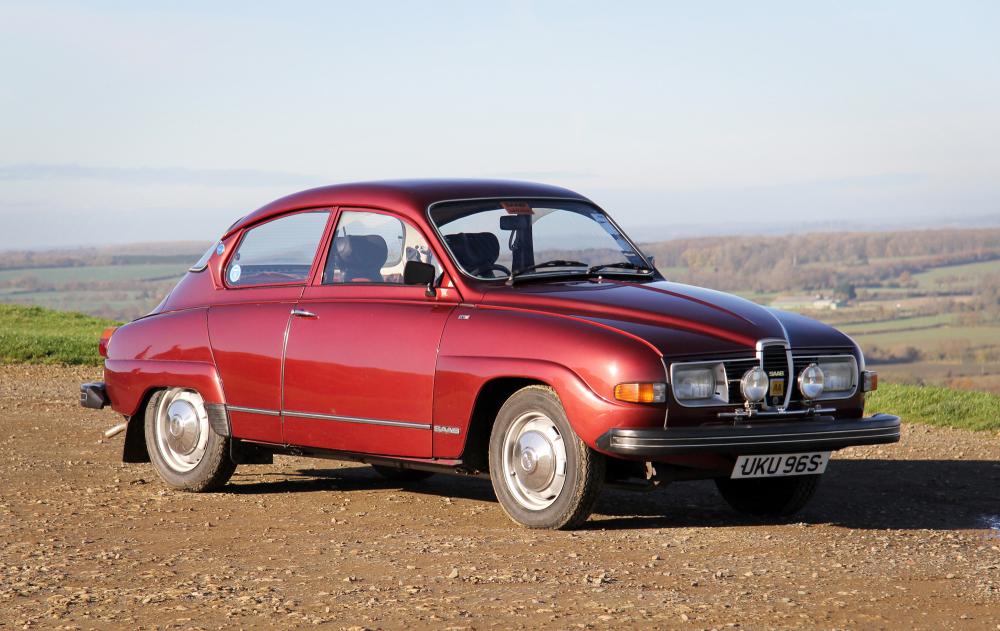 Auction Preview: CCA Christmas auction