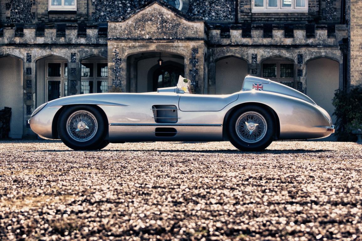 Mercedes SLR recreation headlines at Aarhus Auction