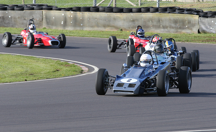 Historic FF1600 racers star at Castle Combe