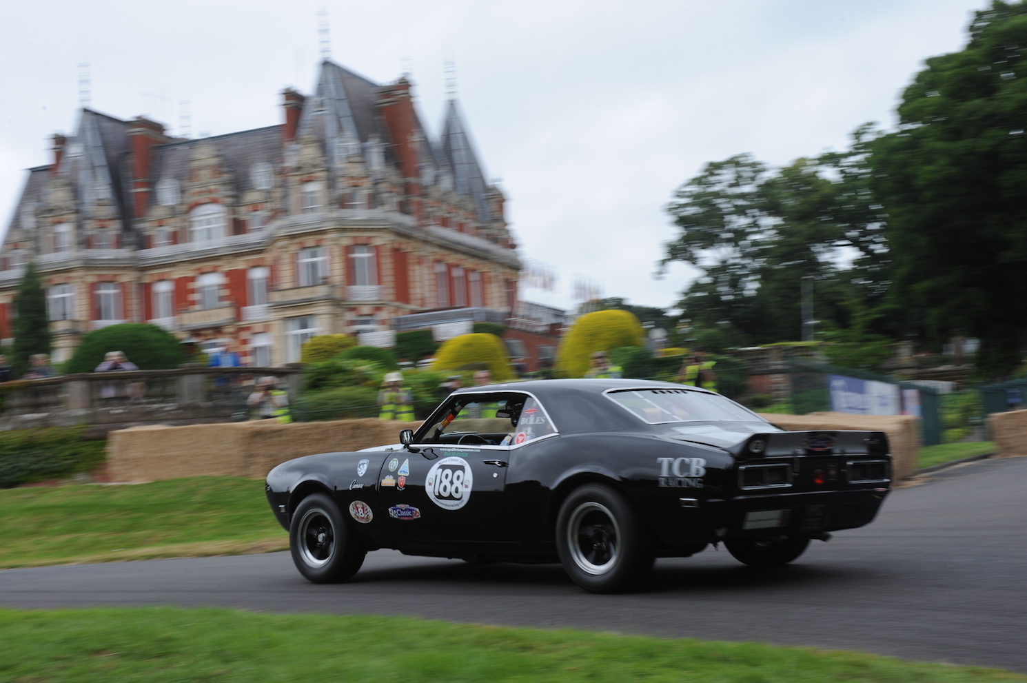 Jones triumphs as records tumble at Chateau Impney