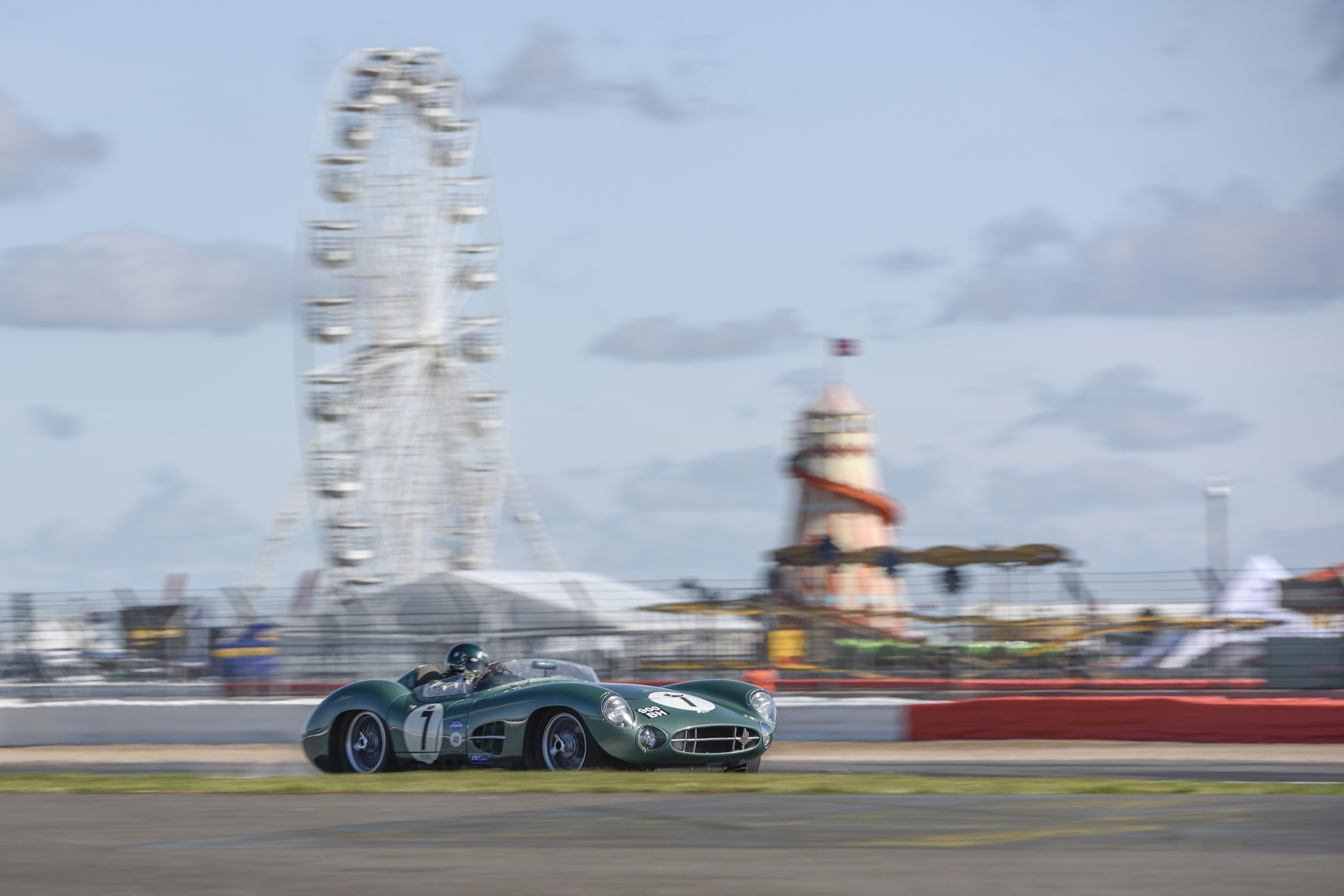 Motor Racing Legends grids set to entertain at Silverstone Classic