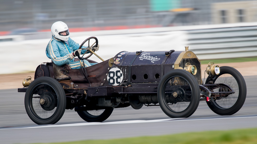 Gallery : VSCC Pomeroy Trophy: People, Paddock & Racing