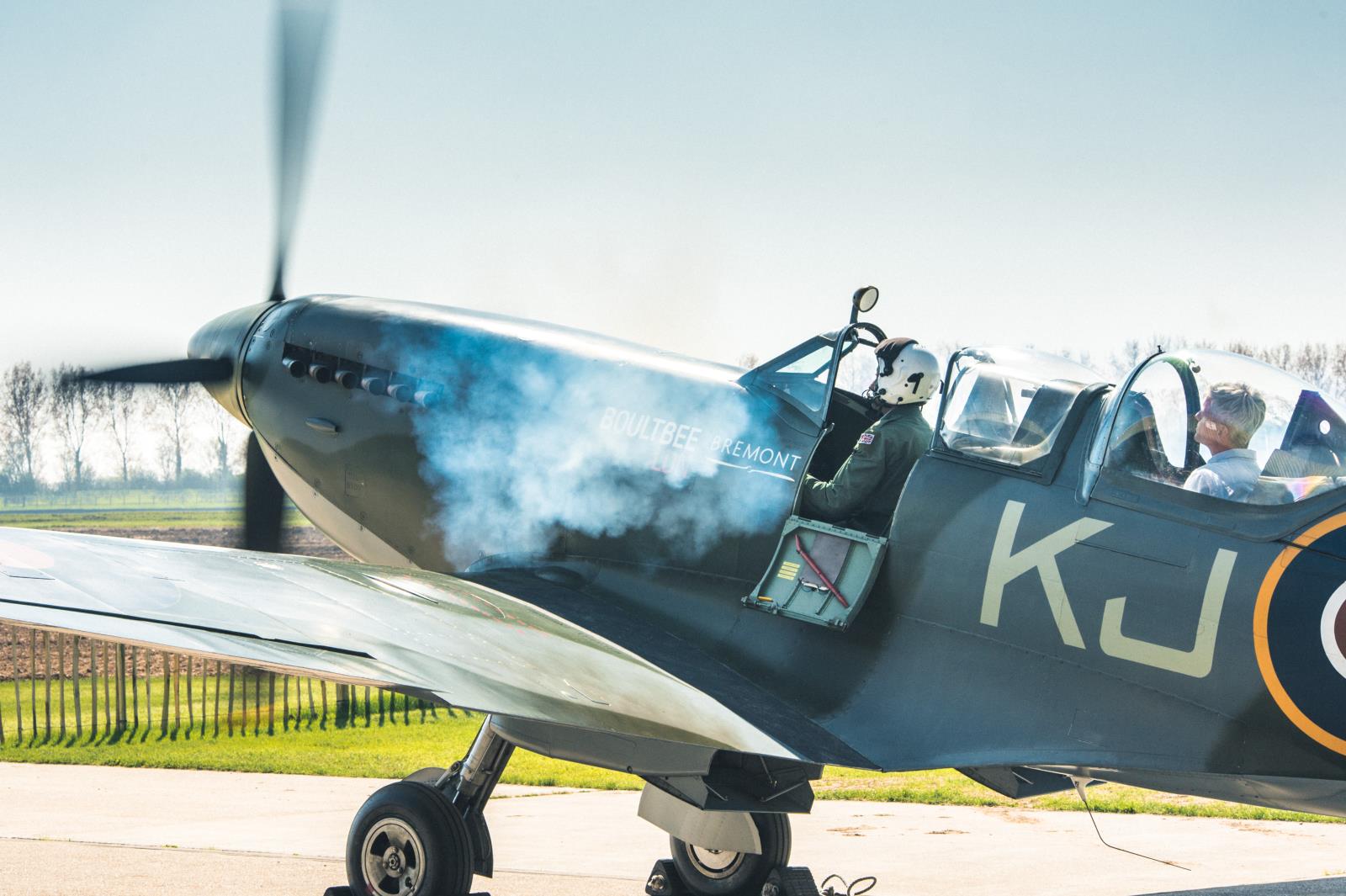 William Medcalf Vintage Bentley ‘Drive Out’