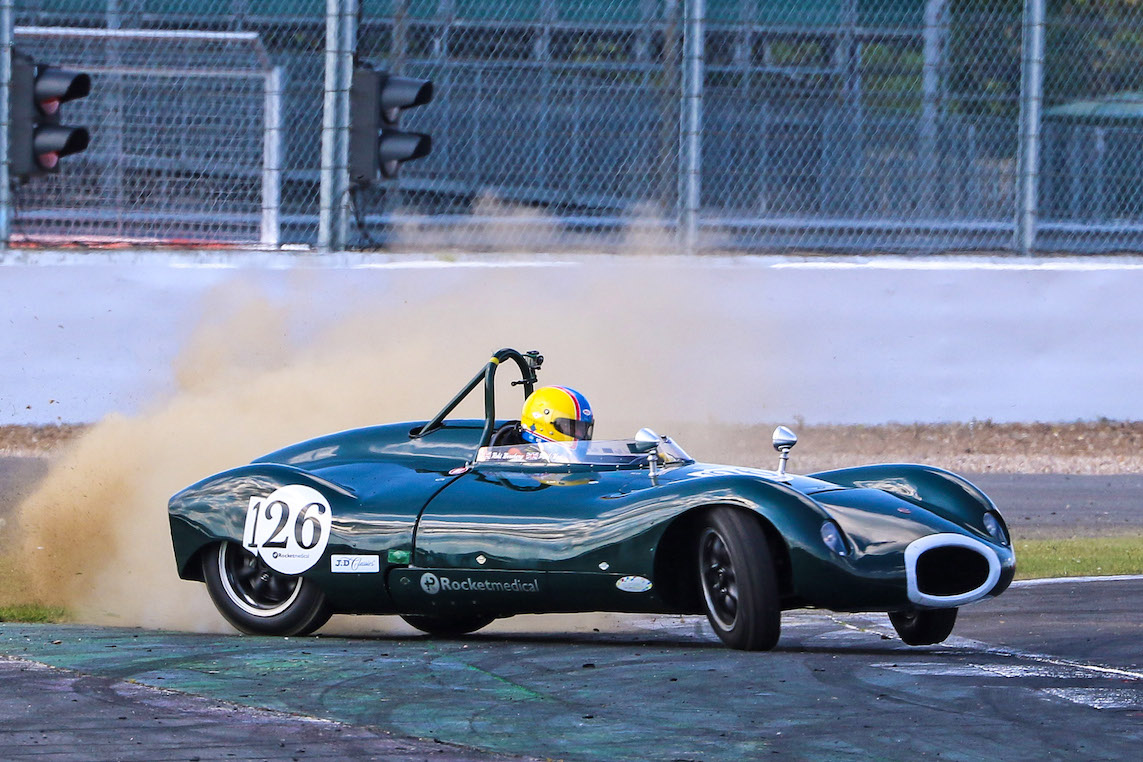 Sunshines on MG Live!