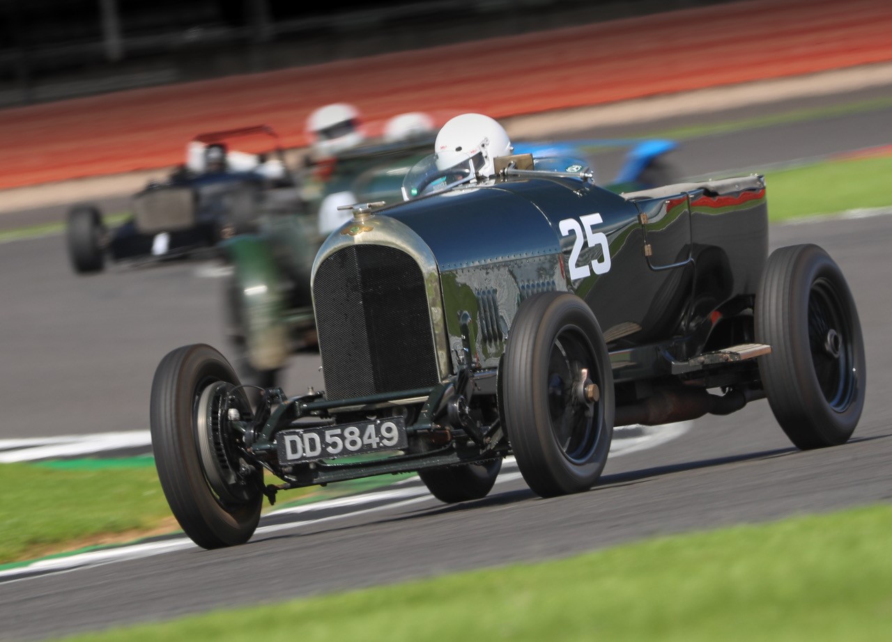 Bentley Drivers Club At Silverstone Auto Addicts