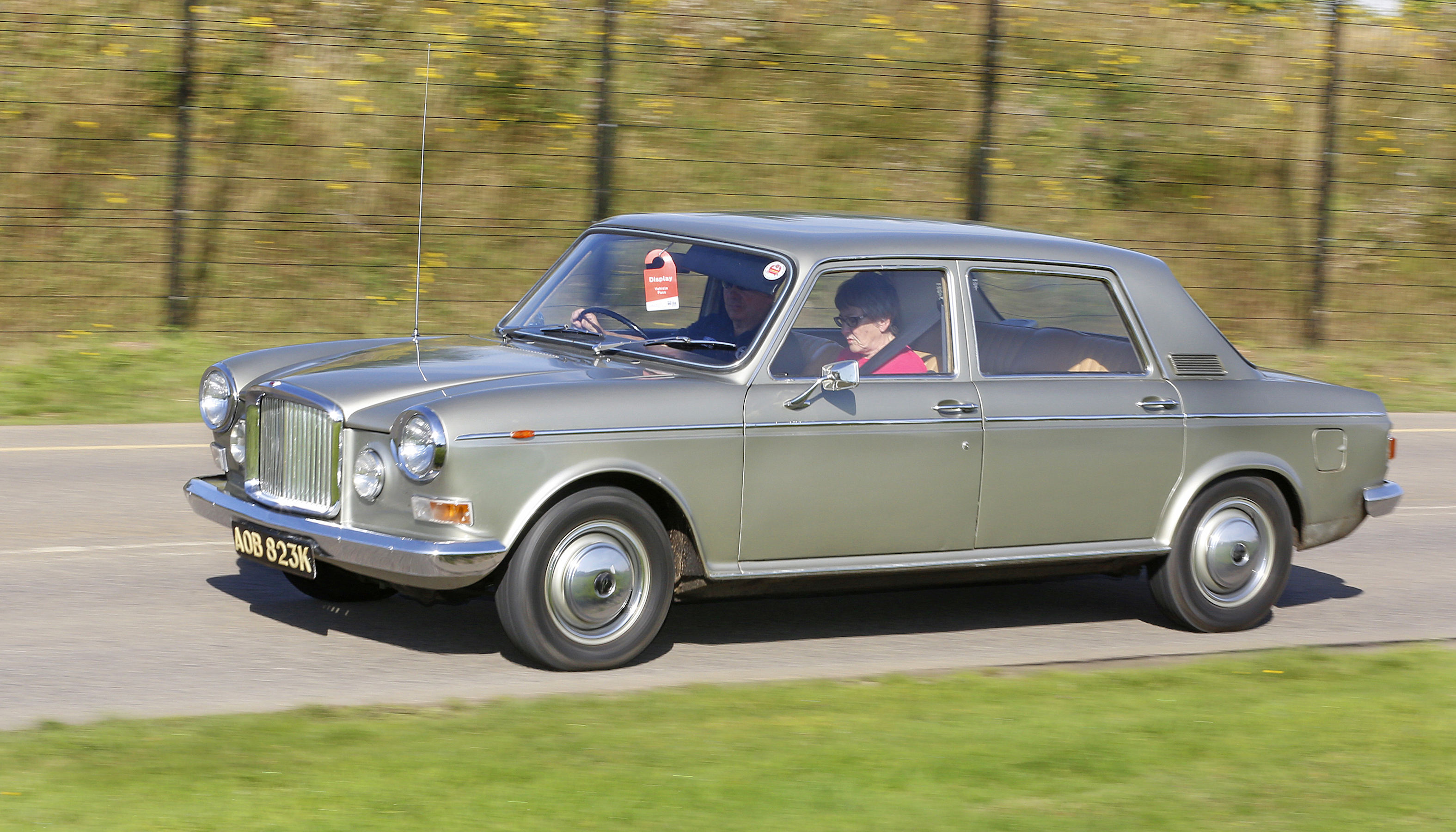 Vanden Plas to make debut at NEC