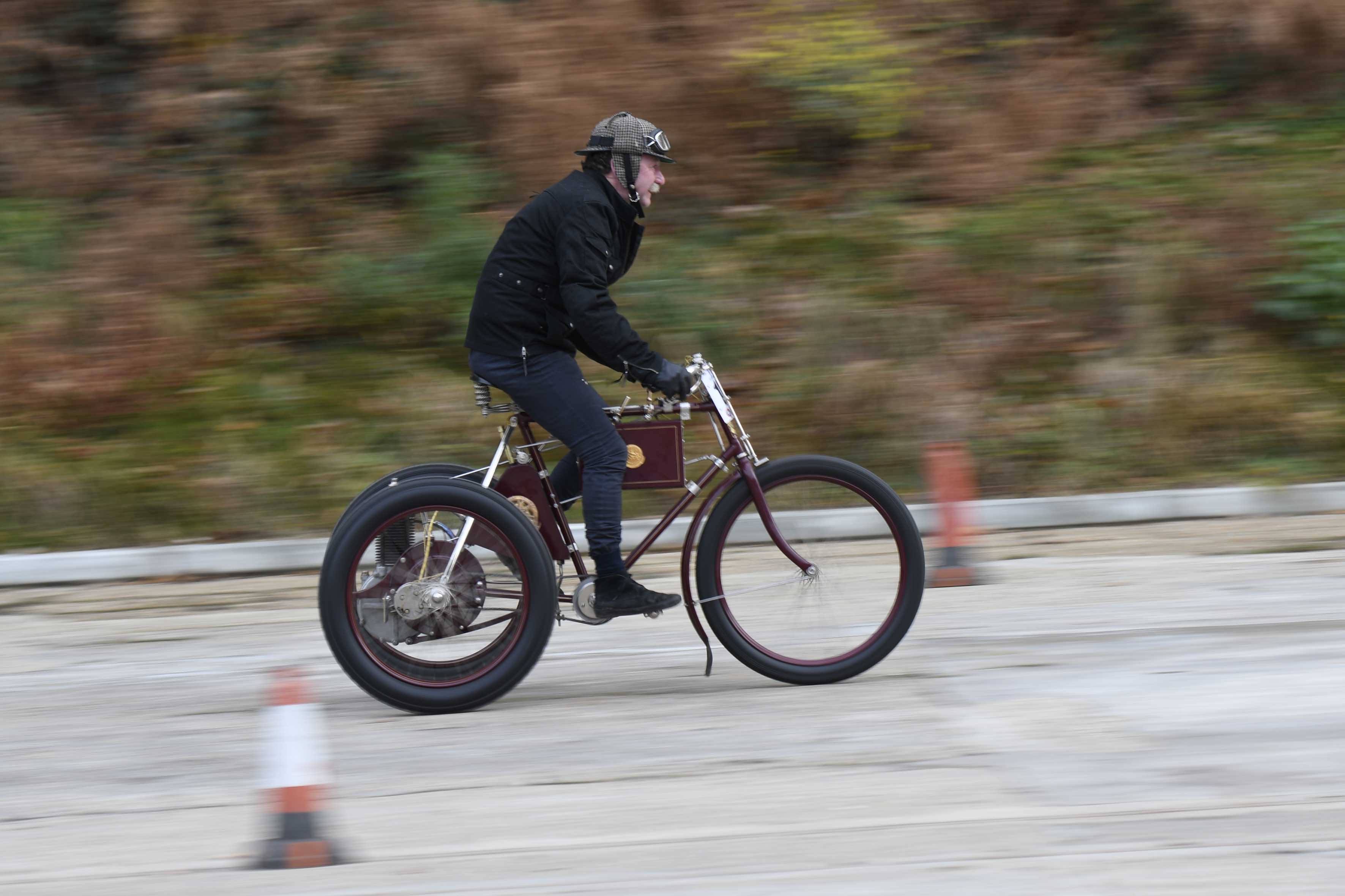 Brooklands celebrate 120th Anniversary of the first ever race