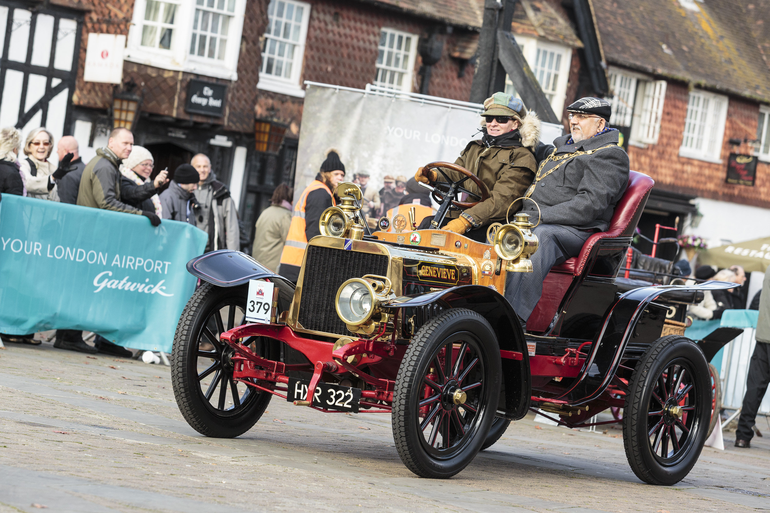 Crawley stop for London to Brighton 2018 Auto Addicts